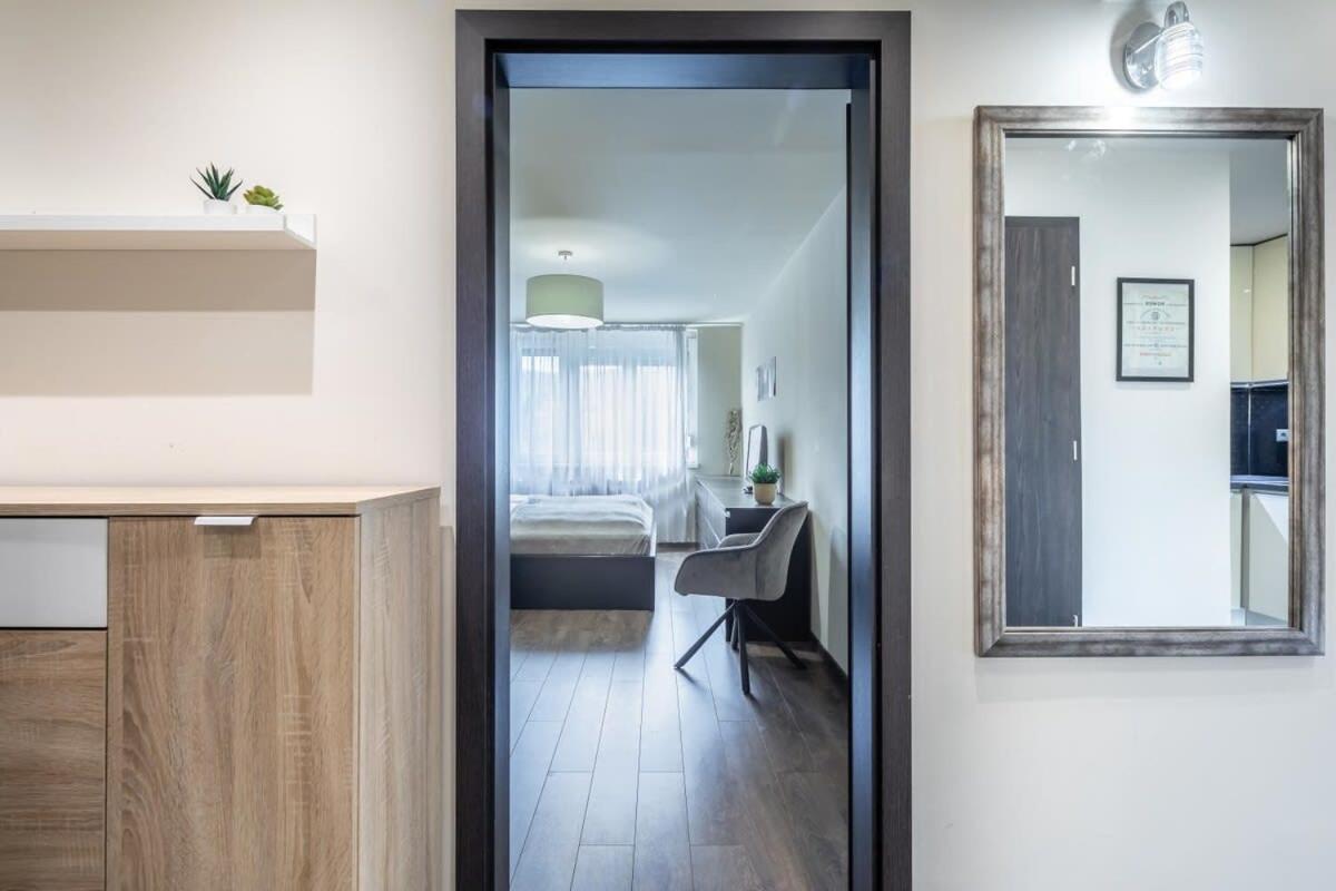 Cozy Quiet Apartment With A Balcony 부다페스트 외부 사진