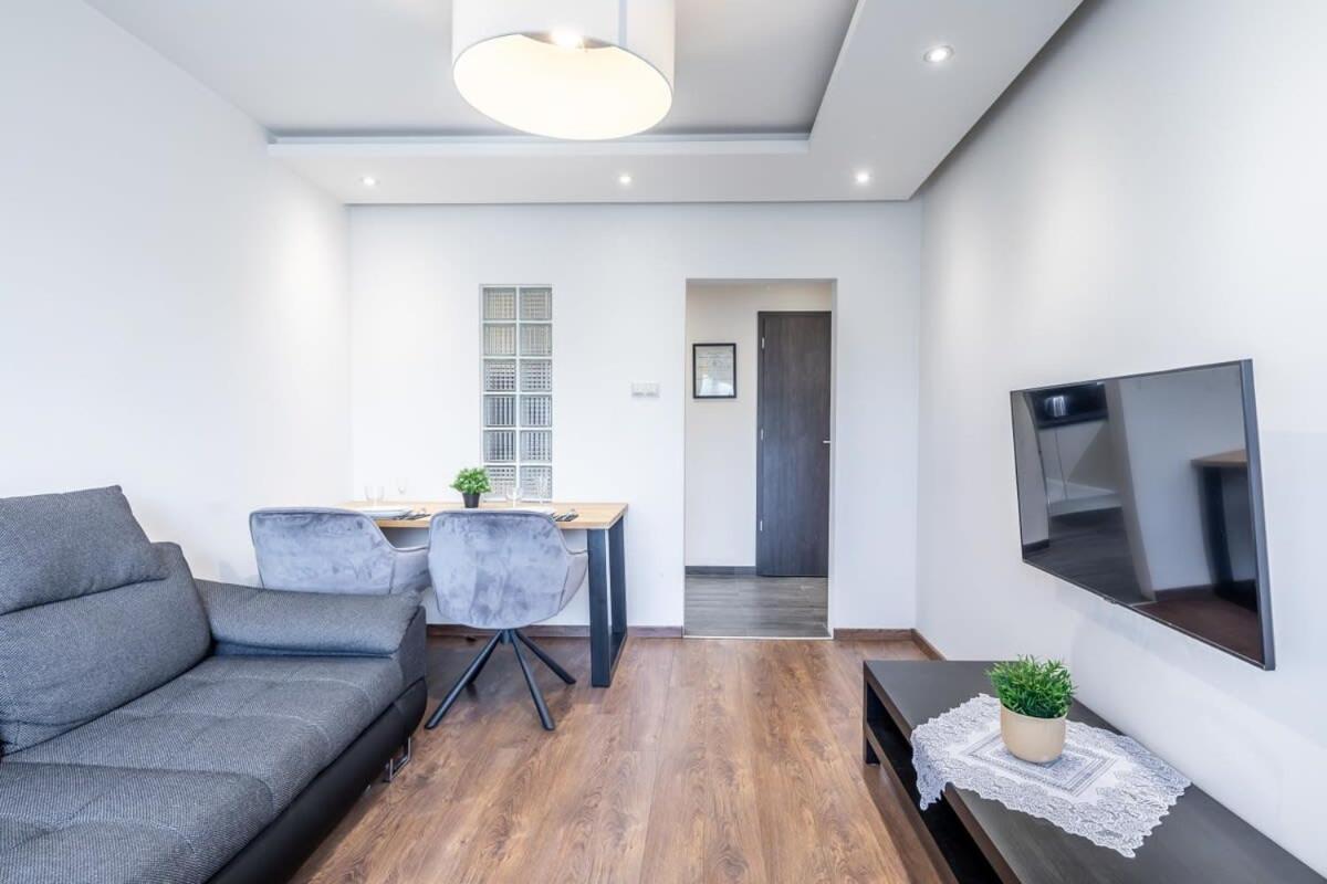 Cozy Quiet Apartment With A Balcony 부다페스트 외부 사진